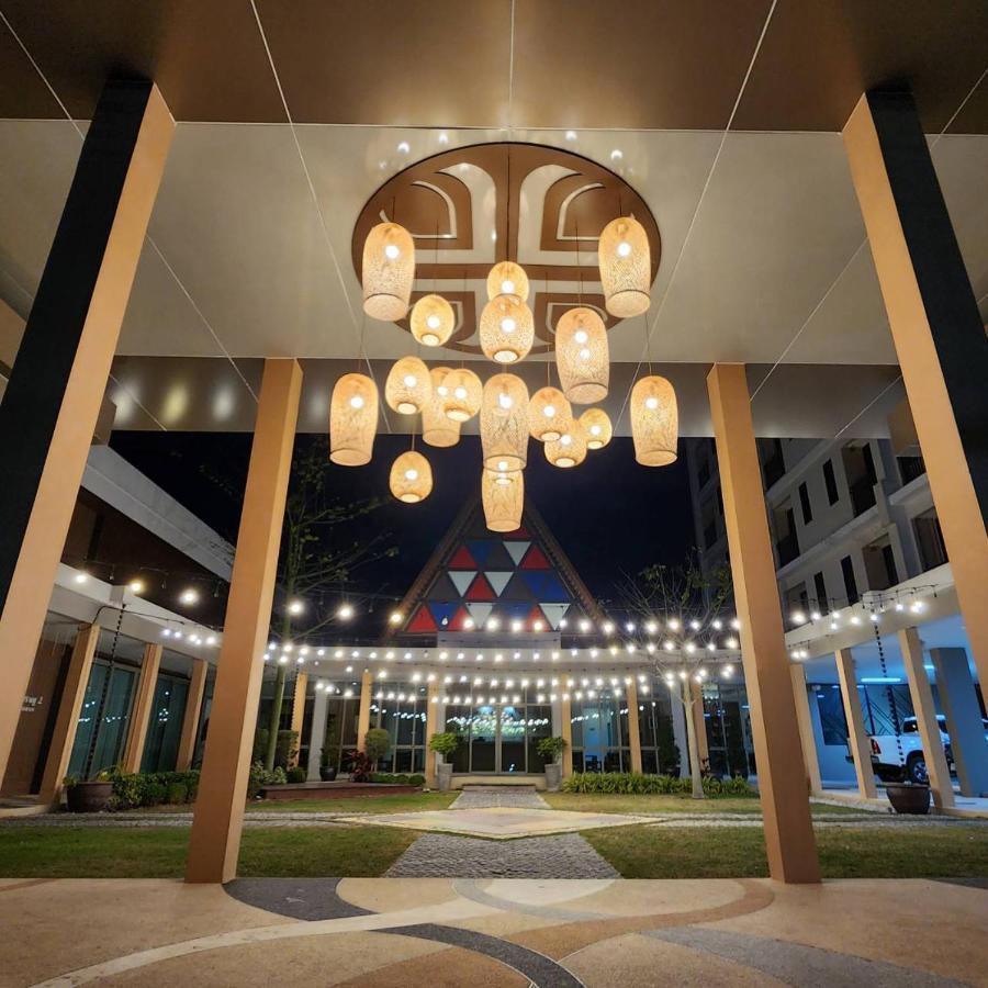 The Cotton Tree Hometel Кхон Каен Екстериор снимка